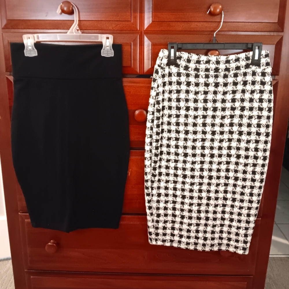 Elegant Black and White Pencil Skirt Set Arden B Small and XS Houndstooth